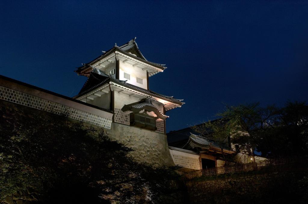 Hakuchoro Sanraku -natural Hot Spring- Hotel 5*